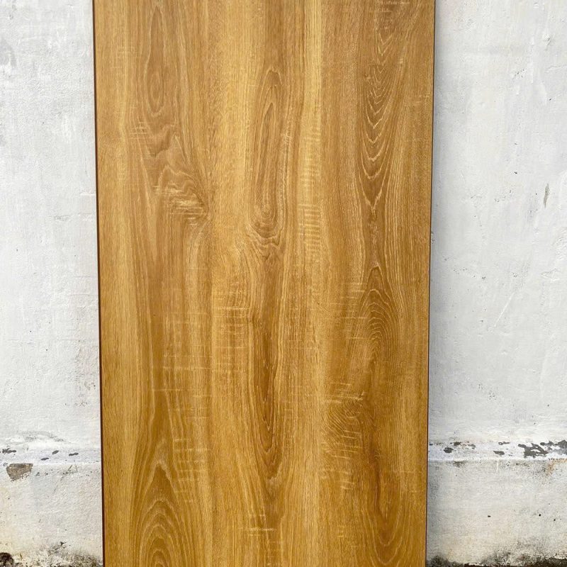 Sàn gỗ ShopHouse SH175 – ảnh trực diện mặt ván