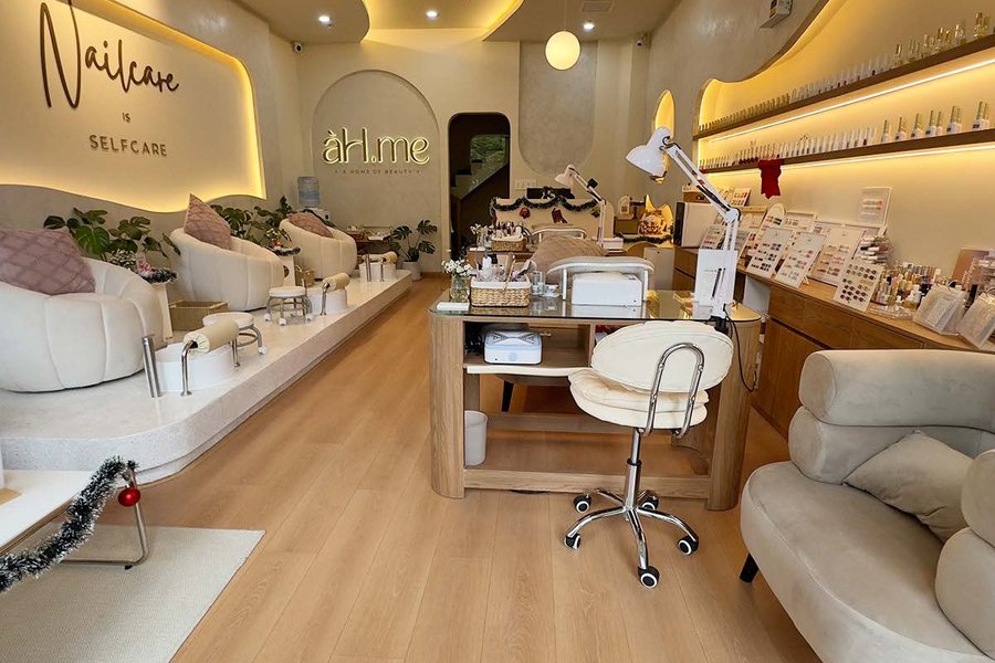 Tiệm nail AH.me – sàn gỗ Dream ProLux