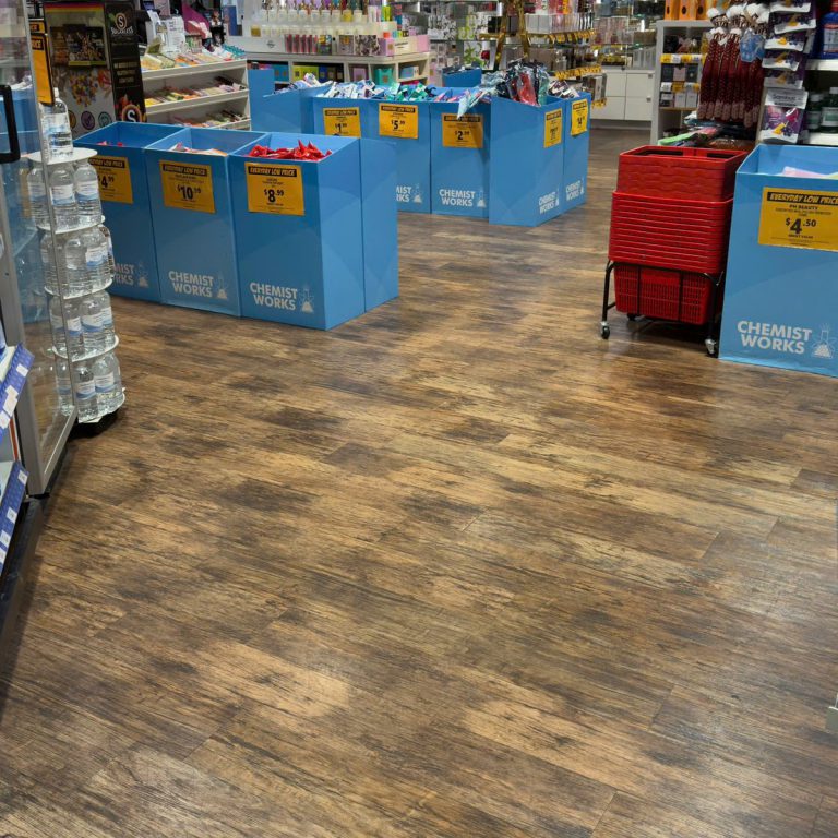 Sàn nhựa dán keo cho shop, văn phòng – ảnh 8 – Hoàng Gia Nam Việt