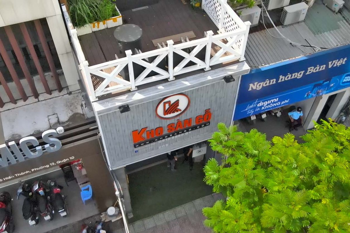 Showroom Hoàng Gia Nam Việt – 209 Tô Hiến Thành, TP.HCM